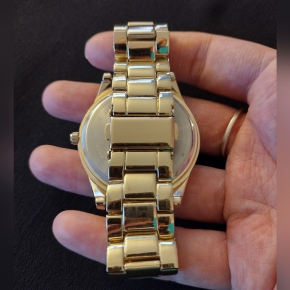 Time And Tru Gold Tone Faux Mother Of Pearl Unisex Watch - Picture 5 of 5